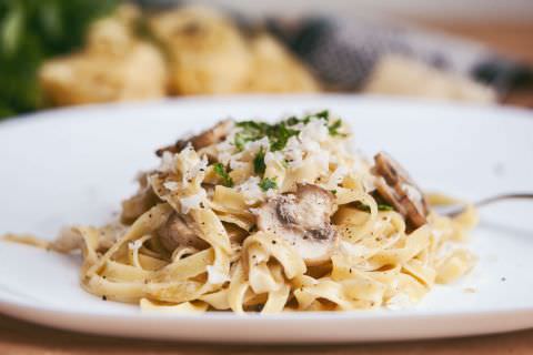 Kremalı Mantarlı Makarna Tarifi